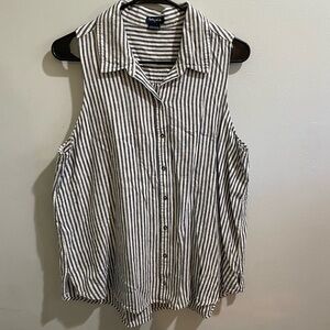 Splendid Linen Blend Gray/ Cream Striped Nautical Button Down Tank Blouse Medium